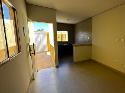 Casa em Centro, Montes Claros/MG de 47m² 2 quartos à venda por R$ 183.900,00