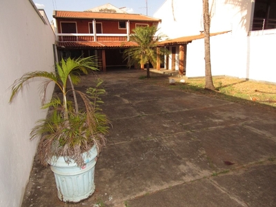Casa em Dois Córregos, Piracicaba/SP de 235m² 3 quartos à venda por R$ 679.000,00