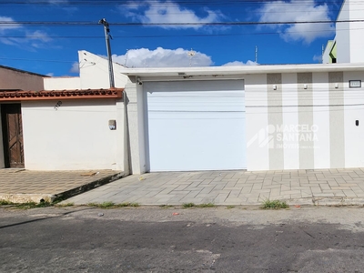 Casa em Ibirapuera, Vitória da Conquista/BA de 205m² 3 quartos à venda por R$ 559.000,00