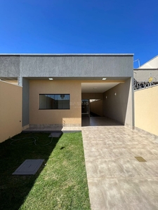 Casa em Jardim Boa Esperança, Aparecida de Goiânia/GO de 110m² 3 quartos à venda por R$ 354.000,00