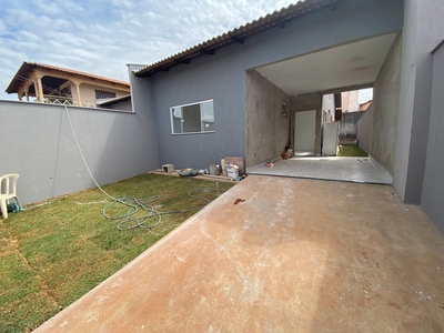 Casa em Jardim Buriti Sereno, Aparecida de Goiânia/GO de 180m² 2 quartos à venda por R$ 269.000,00