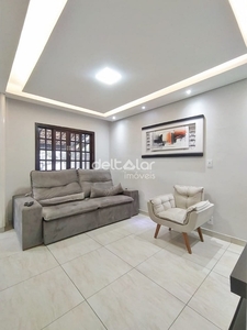 Casa em Mantiqueira, Belo Horizonte/MG de 277m² 3 quartos à venda por R$ 584.000,00