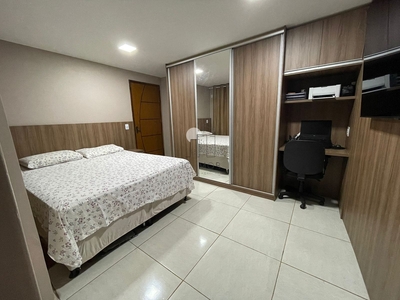 Casa em Recanto das Emas, Brasília/DF de 115m² 2 quartos à venda por R$ 194.000,00