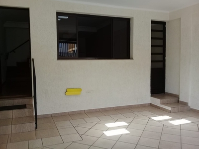 Casa em Rudge Ramos, São Bernardo do Campo/SP de 155m² 3 quartos à venda por R$ 749.000,00