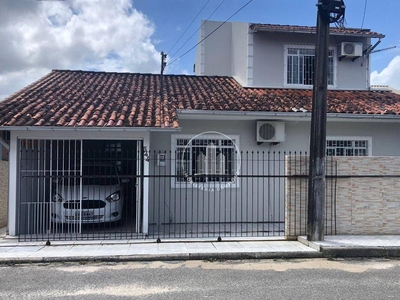 Casa em Serraria, São José/SC de 218m² 4 quartos à venda por R$ 488.999,99