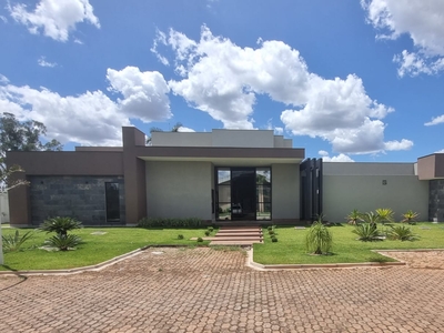 Casa em Setor de Mansões Park Way, Brasília/DF de 2500m² 4 quartos à venda por R$ 4.999.000,00