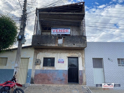 Casa em São Sebastião, Patos/PB de 140m² 4 quartos à venda por R$ 129.000,00