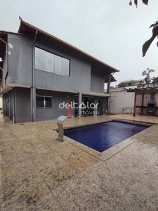 Casa em Trevo, Belo Horizonte/MG de 444m² 5 quartos à venda por R$ 1.189.000,00