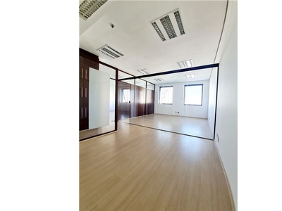 Sala em Cidade Monções, São Paulo/SP de 68m² para locação R$ 3.500,00/mes