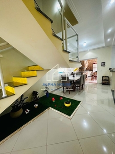 Sobrado em Residencial Maricá, Pindamonhangaba/SP de 184m² 3 quartos à venda por R$ 799.000,00