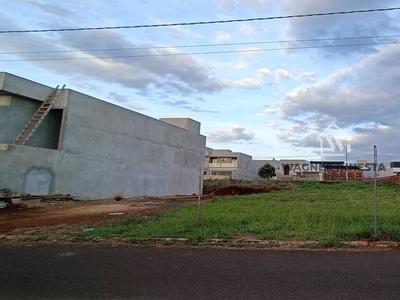 Terreno em Zona 02, Maringá/PR de 10m² à venda por R$ 258.000,00
