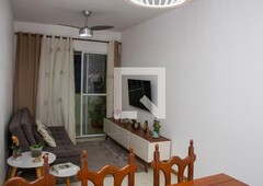 APARTAMENTO no 6º andar com 2 dormitórios e 1 garagem