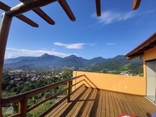 Casa à venda no bairro BARRA VELHA ALTA em Ilhabela