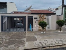 Casa à venda no bairro Jardim Santa Cruz em Mogi Mirim