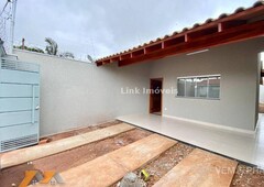 Casa Térrea com 3 Quartos à Venda por R$ 360.000