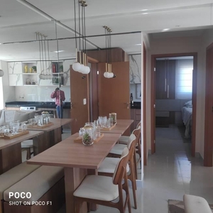 Apartamento com 2 quartos à venda, 68.0m²