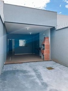 Casa com 3 quartos à venda, 170.0m²