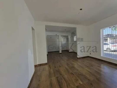 Casa Comercial / Residencial em São José dos Campos