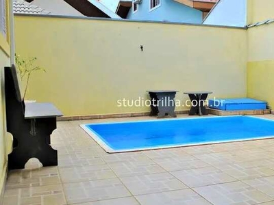 Casa de condomínio 185M², 4 Quartos, Piscina Privativa