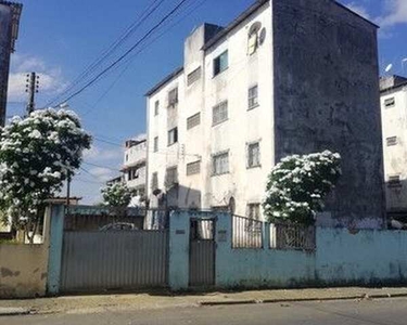 Apartamento para venda possui 50 metros quadrados com 2 quartos em Cajazeiras VII - Salvad