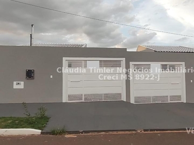 Casa Térrea com 3 Quartos à Venda por R$ 270.000