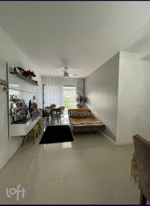 Apartamento à venda em Recreio dos Bandeirantes com 82 m², 2 quartos, 1 suíte, 1 vaga