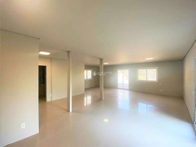 Casa com 1 quarto para alugar na rua bagé, 290, boa vista, novo hamburgo, 250 m2 por r$ 4.400