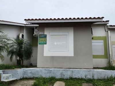 Casa em condomínio fechado com 3 quartos para alugar na acesso terra nova, 502, terra nova, alvorada, 90 m2 por r$ 2.000