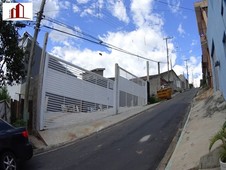 Casa à venda no bairro Estância Lago Azul em Franco da Rocha