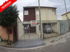 Casa à venda no bairro Estância Lago Azul em Franco da Rocha