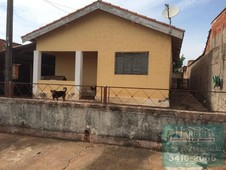 Casa à venda no bairro JD. PAULISTA em Dois Córregos