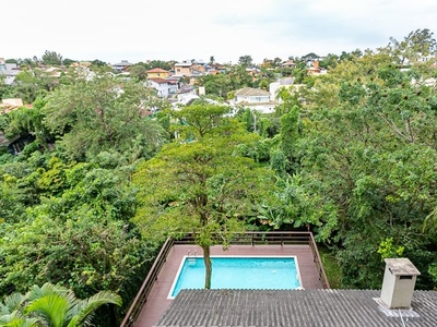 Apartamento de 4 quartos para alugar no bairro Lagoa Da Conceicao