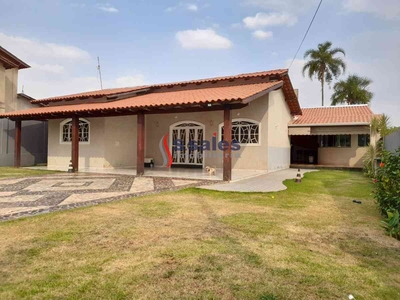 Casa em Condomínio com 3 quartos à venda no bairro Setor Habitacional Vicente Pires, 250m²