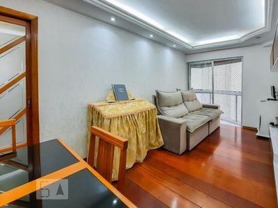 APARTAMENTO no 5º andar mobiliado com 2 dormitórios e 1 garagem