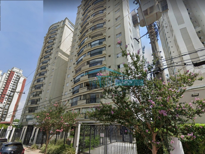 Apartamento à venda por R$ 830.005