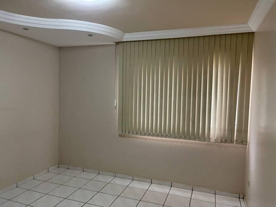 Apartamento com 2 quartos à venda, 63.0m²