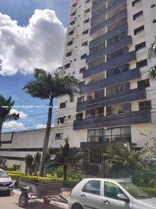 Apartamento com 3 quartos à venda, 87.0m²