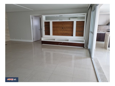 Apartamento Com 4 Dormitórios À Venda, 197 M² Por