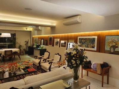 Apartamento em Campo Belo, São Paulo/SP de 275m² 4 quartos à venda por R$ 5.799.000,00