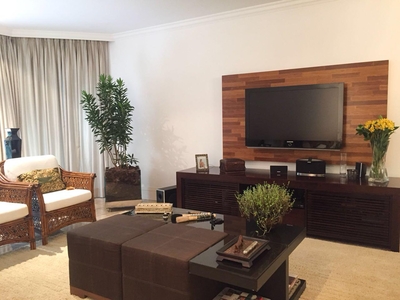 Apartamento em Higienópolis, São Paulo/SP de 180m² 4 quartos à venda por R$ 1.899.000,00