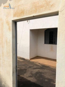 Casa com 3 quartos à venda, 375.0m²