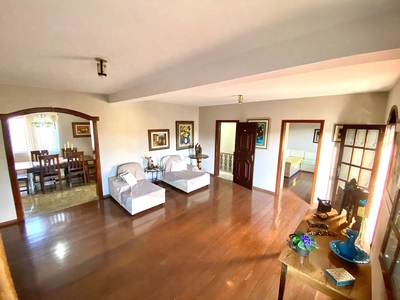 Casa em Alto Caiçaras, Belo Horizonte/MG de 368m² 5 quartos à venda por R$ 1.179.000,00