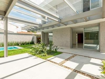 Casa em Alto de Pinheiros, São Paulo/SP de 398m² 4 quartos à venda por R$ 6.799.000,00