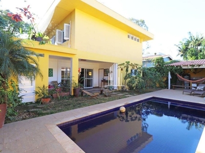 Casa em Alto de Pinheiros, São Paulo/SP de 500m² 3 quartos à venda por R$ 4.298.999,00