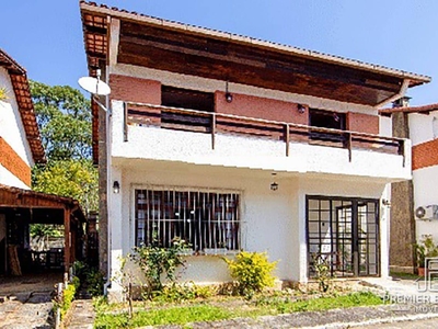 Casa em Alto, Teresópolis/RJ de 182m² 4 quartos à venda por R$ 848.990,00