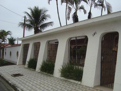 Casa em Balneário Flórida, Praia Grande/SP de 300m² 3 quartos à venda por R$ 744.000,00