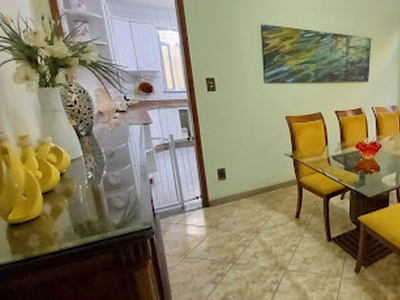Casa em Cruzeiro do Sul, Juiz de Fora/MG de 210m² 4 quartos à venda por R$ 528.000,00