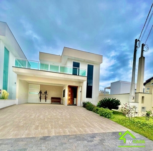 Casa em Guacyra, Itanhaém/SP de 215m² à venda por R$ 1.918.000,00