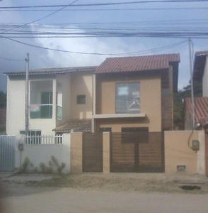 Casa em Itaipu, Niterói/RJ de 108m² 3 quartos à venda por R$ 484.000,00