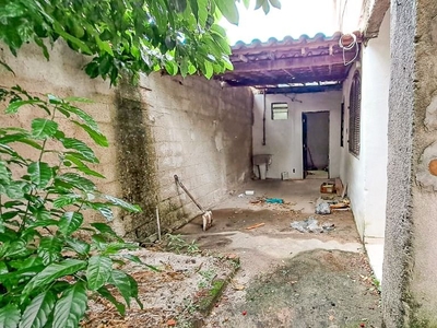 Casa em Itaipu, Niterói/RJ de 180m² 2 quartos para locação R$ 1.200,00/mes